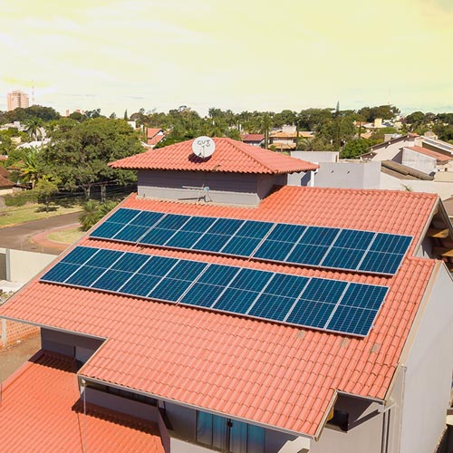 Instala&ccedil;&atilde;o residencial de energia solar